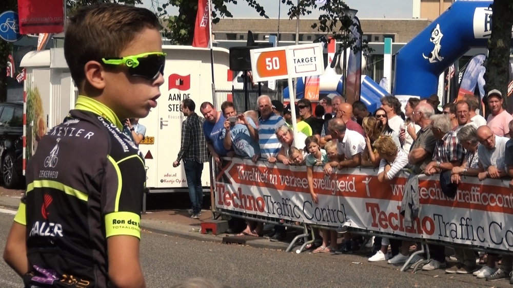 Wielerronde etten leur 2018 aftermovie 0300 01 30 04still014