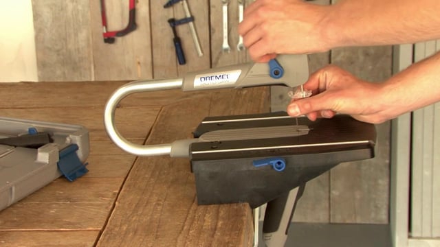 Instructiefilm voor de dremel moto saw